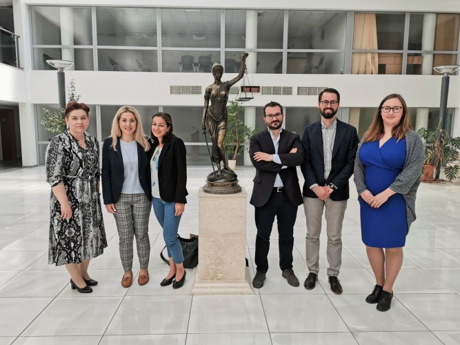 Vilniaus miesto apylinkės teisme lankėsi jaunieji teisėjai iš Italijos, Graikijos ir Vokietijos