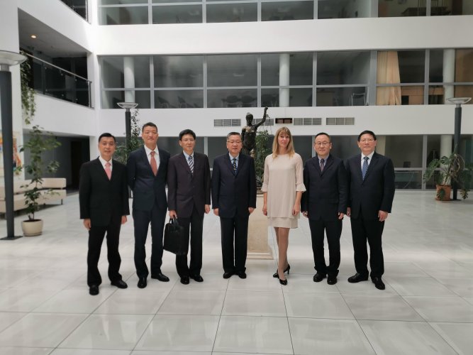 Šanchajaus teisėjų delegacijos vizitas teisme