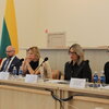 Baudžiamųjų bylų teisėja G.Norvilienė (pirma iš dešinės) konferencijoje skaitė pranešimą/ NTA nuotr.