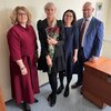 Teisėją R.Beinoravičienę (antra iš kairės) Teismo vadovai išlydėjo į aukštesnės instancijos teismą.