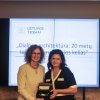 Vilniaus miesto apylinkės teismo teisėja I.Krolienė (dešinėje) gavo apdovanojimą per teisminės mediacijos institutui skirtą konferenciją / NTA nuotr.