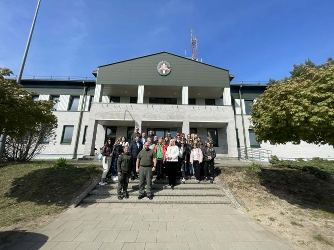 Teismo darbuotojai susipažino su Valstybės sienos apsaugos tarnybos veikla